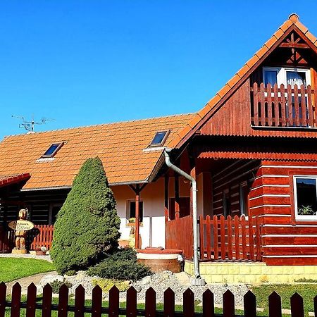 Roubenka Rozkos Βίλα Nové Město nad Metují Εξωτερικό φωτογραφία
